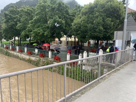 Ne zadržujte se ob Savinji in vodotokih 2